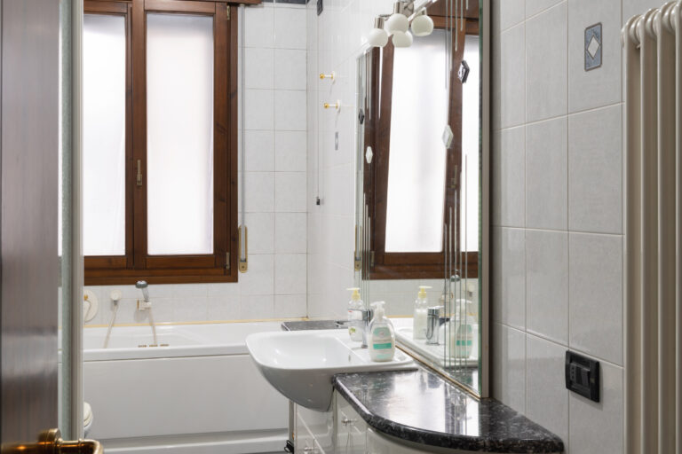 Bagno in alloggio della Residenza Rovigo